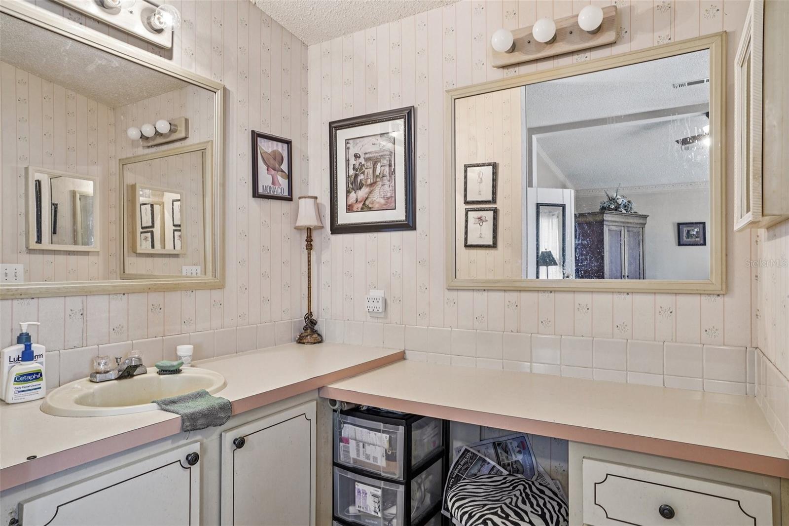 Image 24 of 35 For 510 Bonita Drive