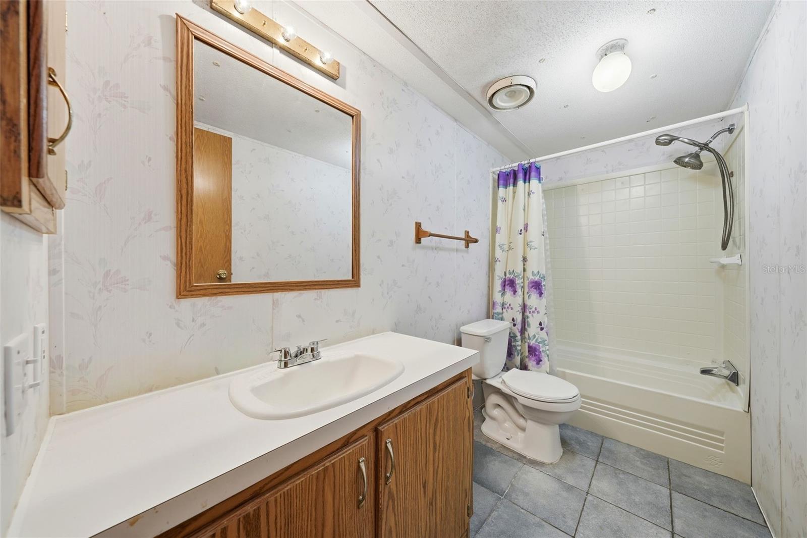 Image 30 of 39 For 31621 Lake Drive