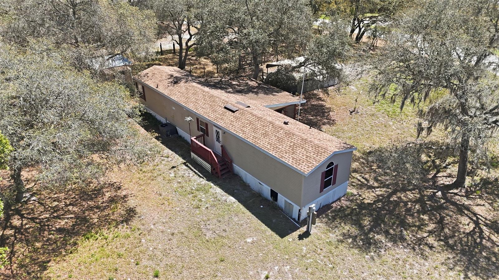 Image 36 of 39 For 31621 Lake Drive