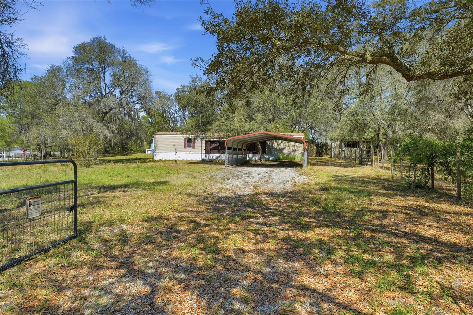 Image 8 of 39 For 31621 Lake Drive