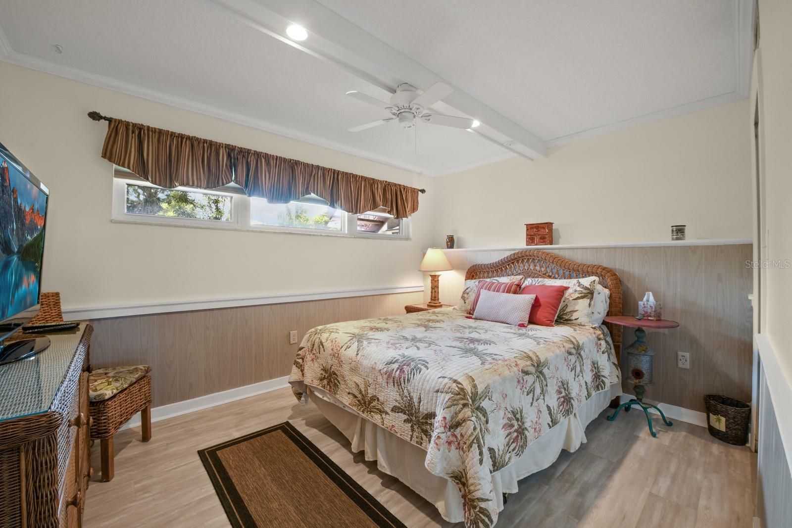 Image 10 of 21 For 4300 Baywood Boulevard B102