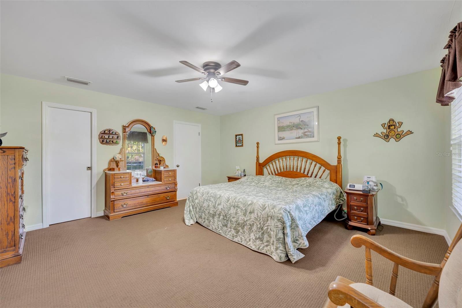 Image 20 of 66 For 26721 Bloomfield Avenue