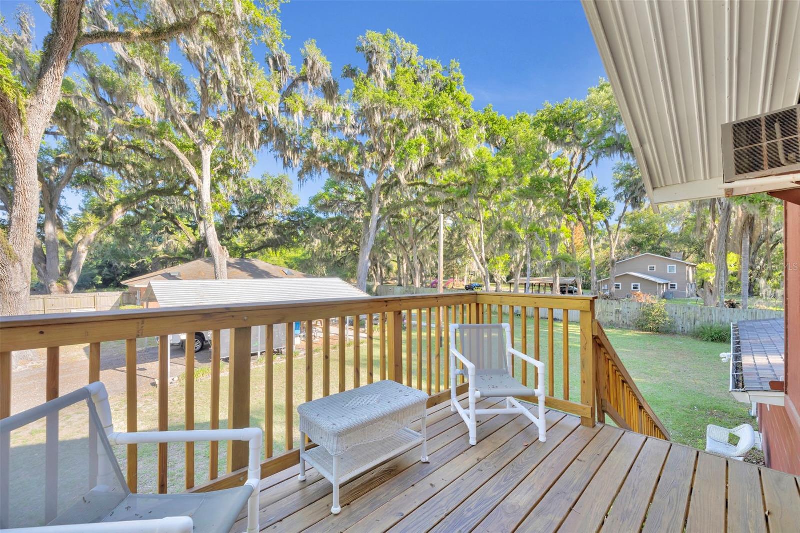 Image 29 of 66 For 26721 Bloomfield Avenue