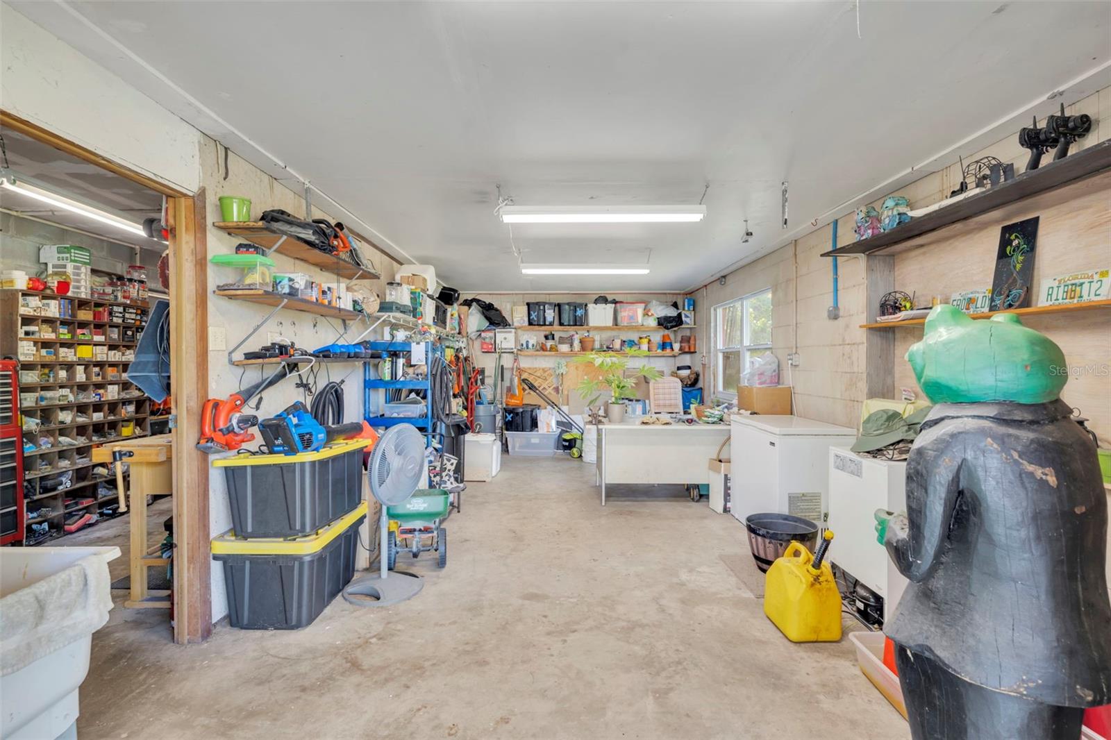 Image 43 of 66 For 26721 Bloomfield Avenue