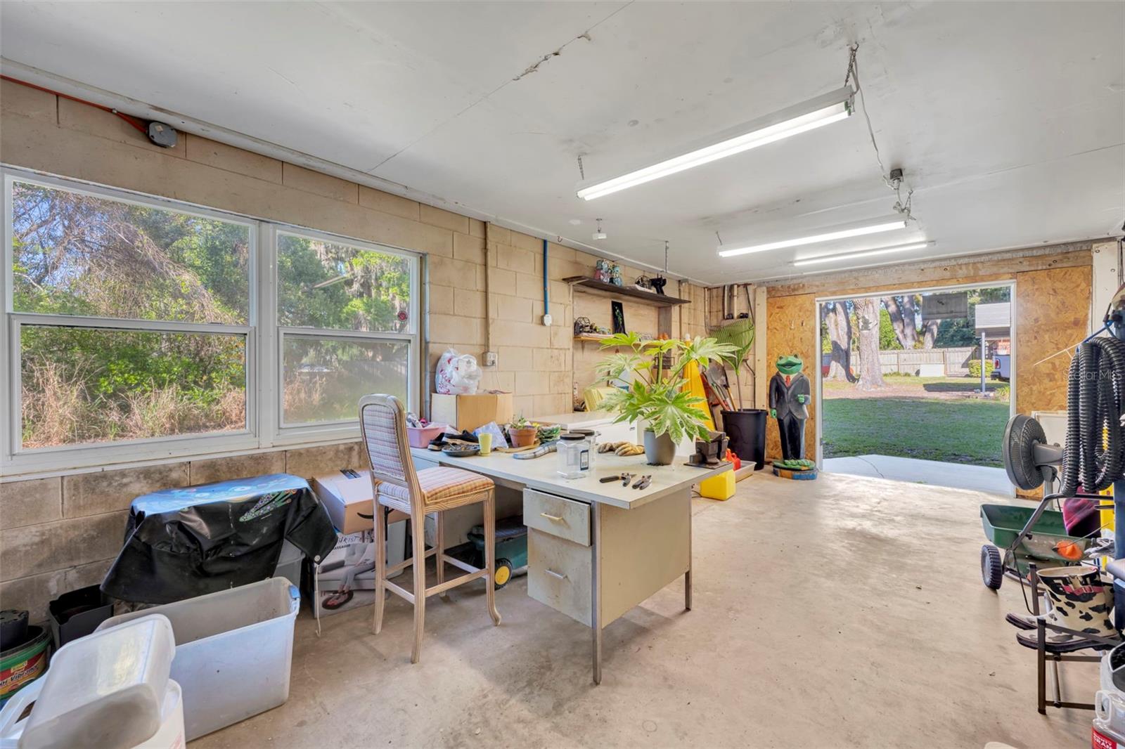 Image 44 of 66 For 26721 Bloomfield Avenue