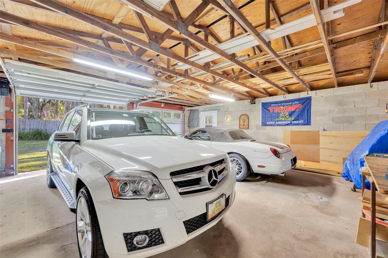 Image 47 of 66 For 26721 Bloomfield Avenue