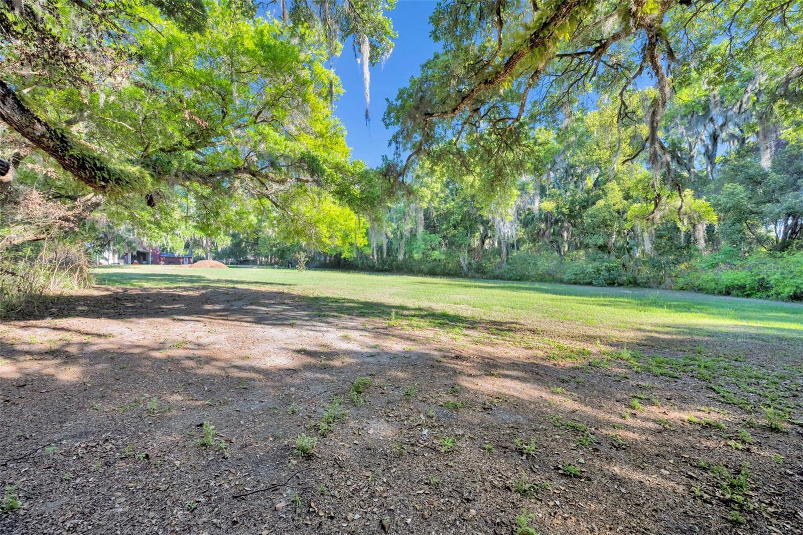 Image 55 of 66 For 26721 Bloomfield Avenue