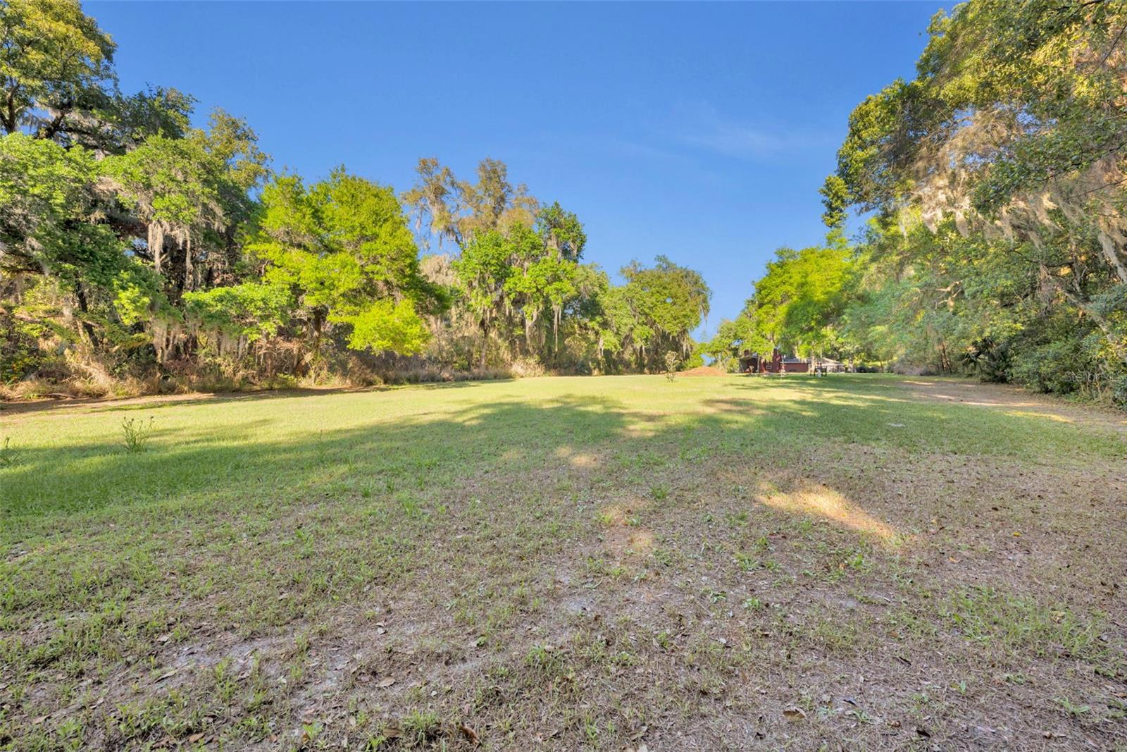 Image 56 of 66 For 26721 Bloomfield Avenue