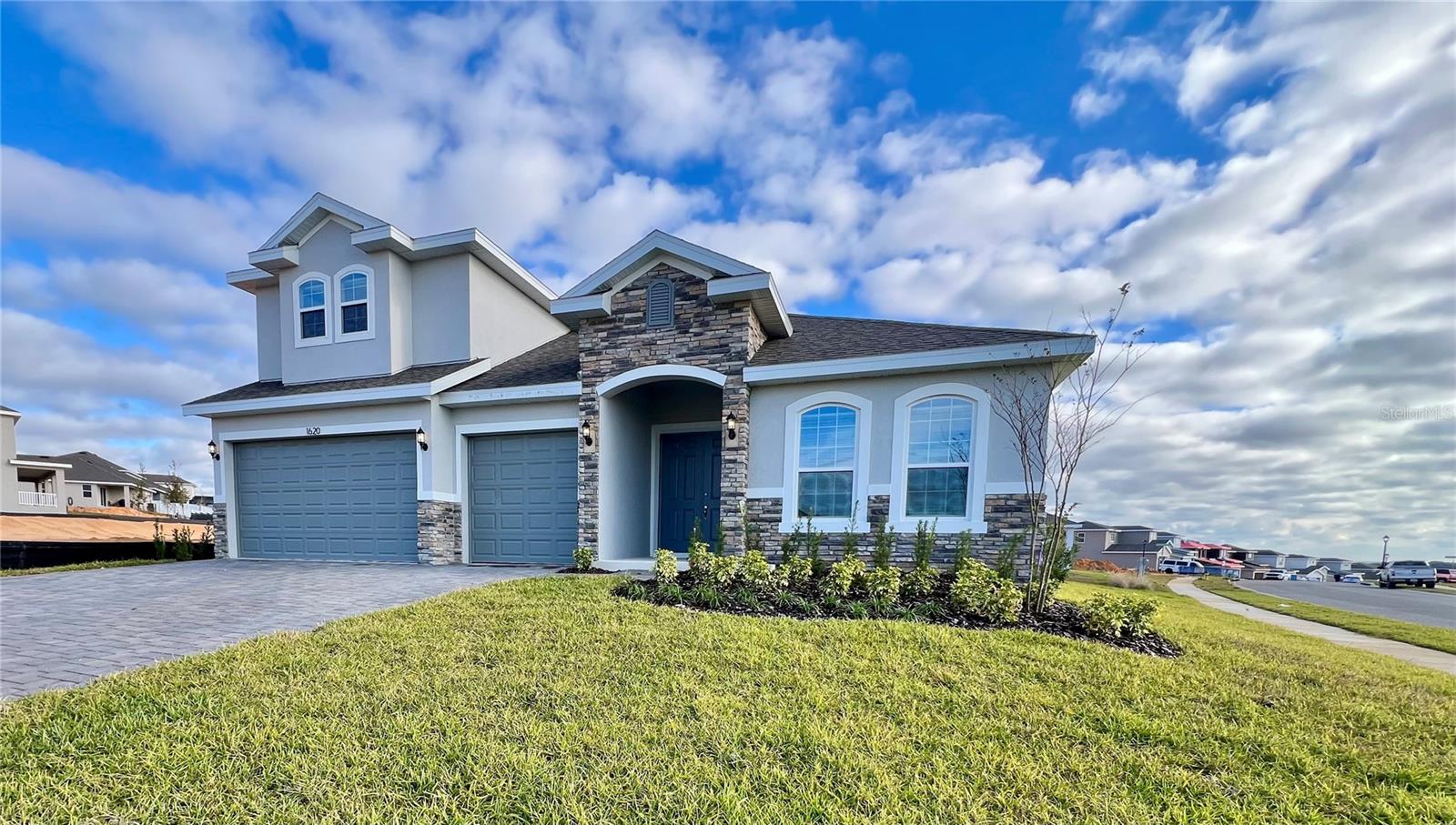 Listing Details for 2227 Keystone Pass Boulevard, MINNEOLA, FL 34715