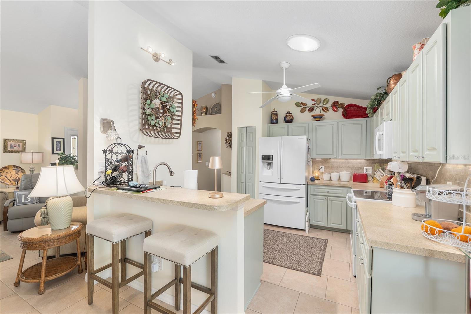 Image 15 of 65 For 17380 111th Court