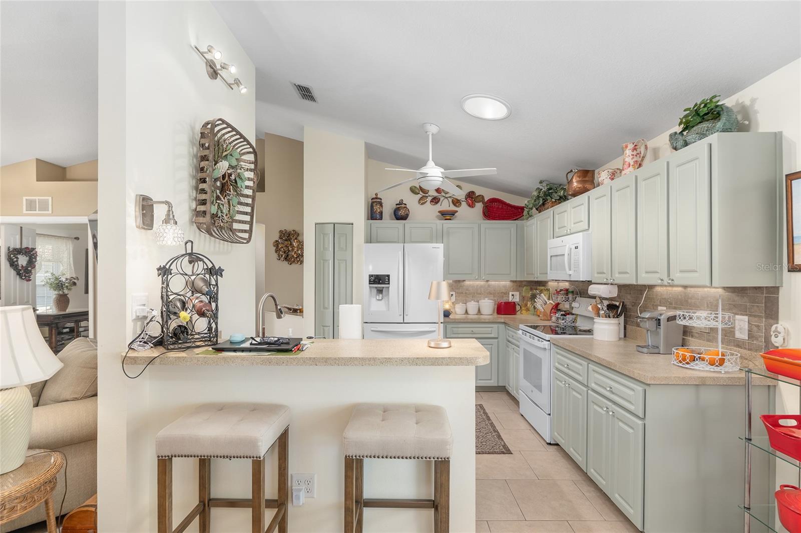 Image 16 of 65 For 17380 111th Court