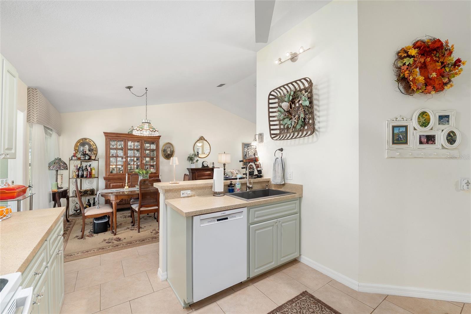 Image 22 of 65 For 17380 111th Court