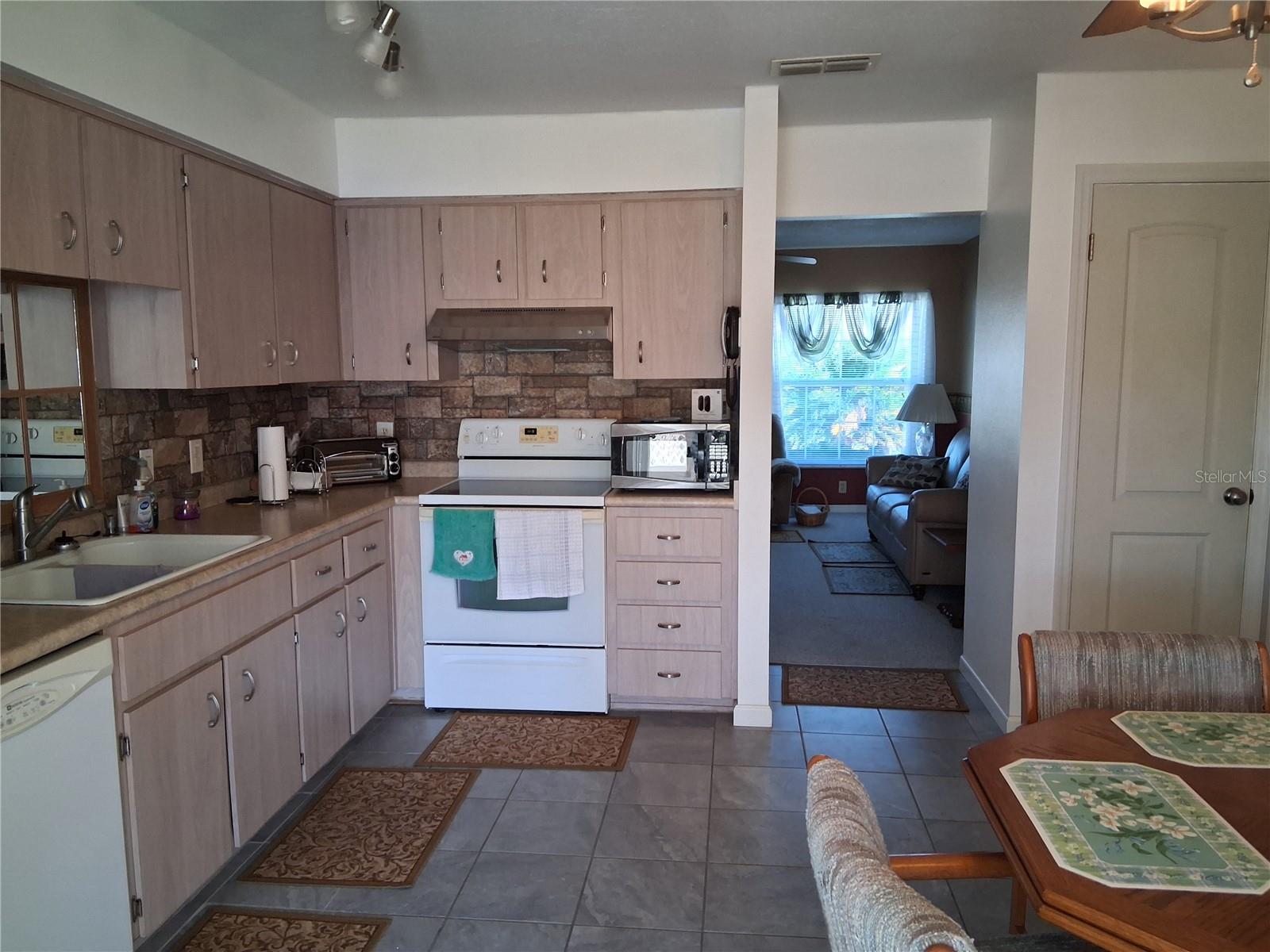 Image 9 of 13 For 515 Boitnott Lane