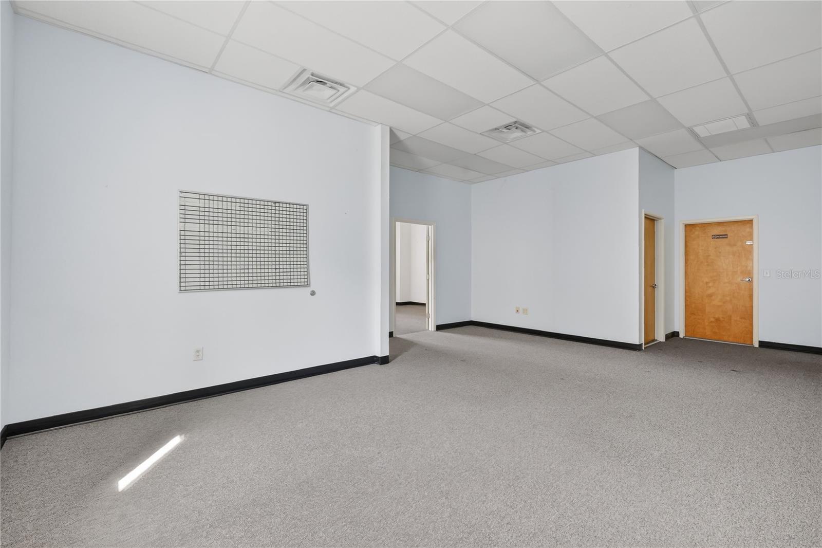 Image 18 of 29 For 300 Richey Road 3 & 4