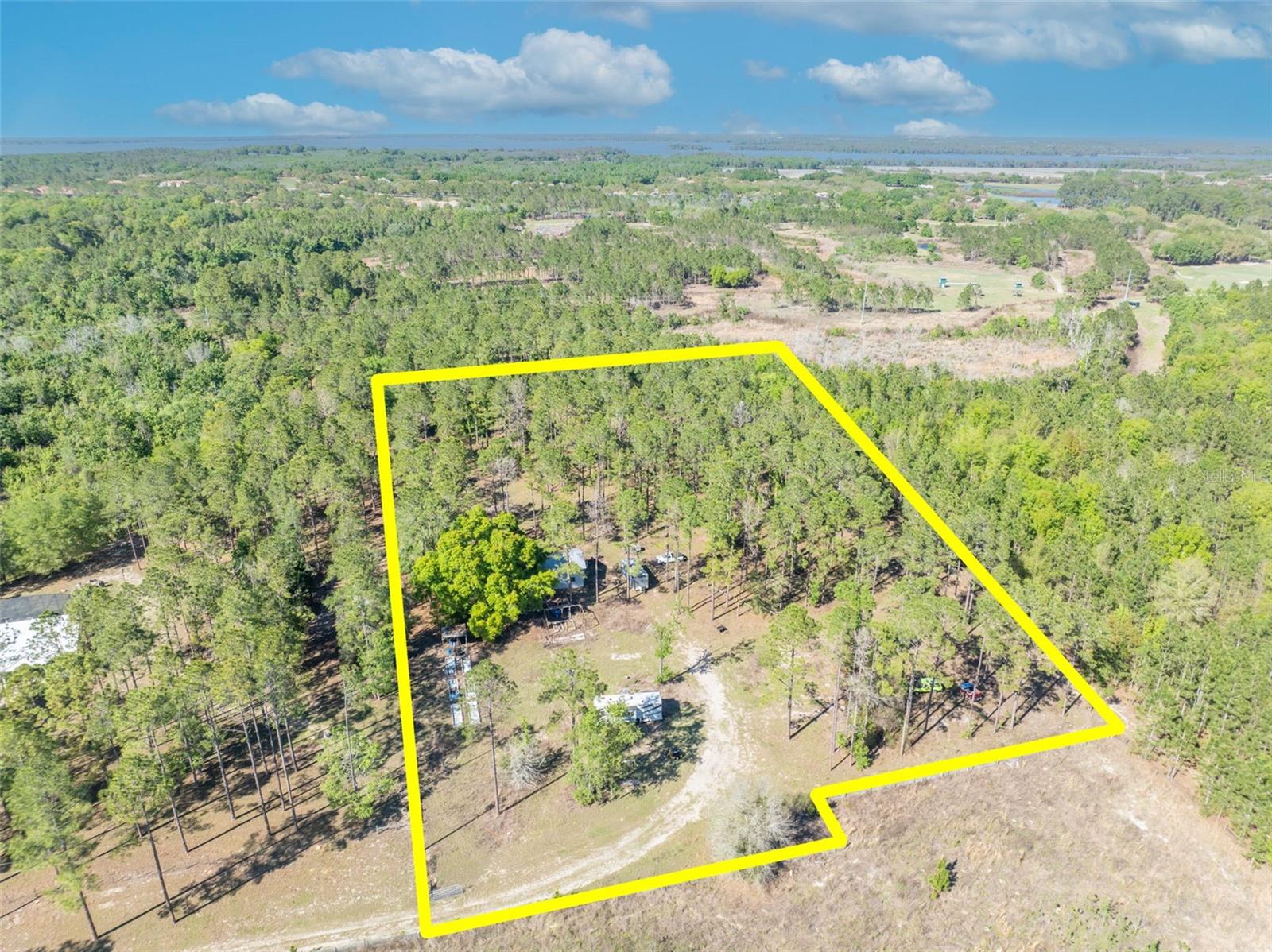 Details for 9535 Number Two Road, HOWEY IN THE HILLS, FL 34737
