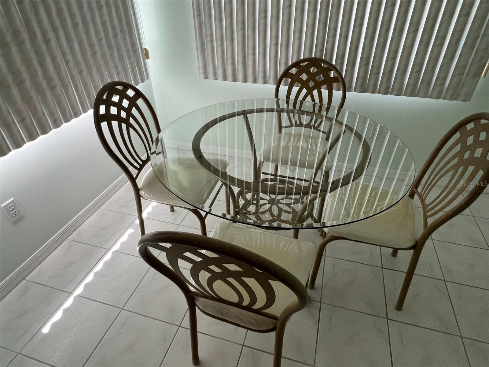 Image 4 of 9 For 1232 Zapata Place