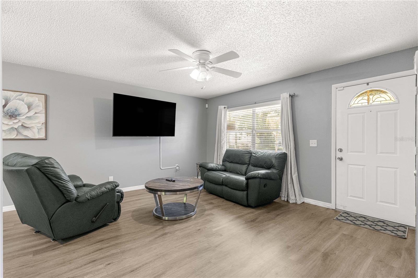 Image 8 of 38 For 1905 Virginia Avenue