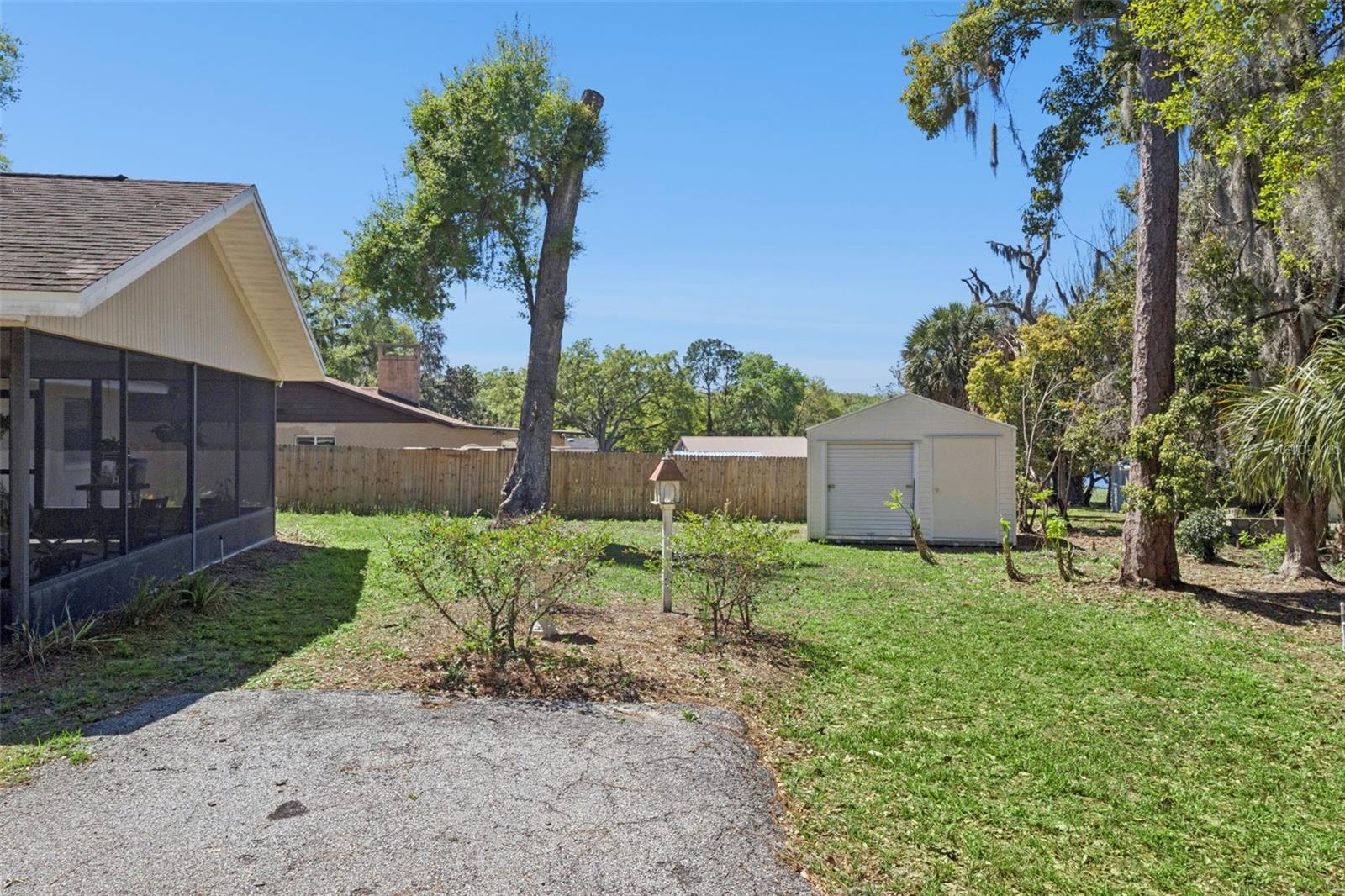 Image 30 of 49 For 504 County Road 468