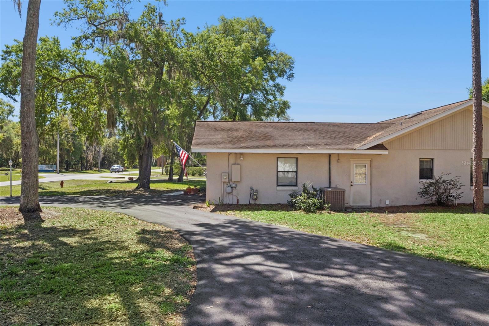 Image 5 of 49 For 504 County Road 468