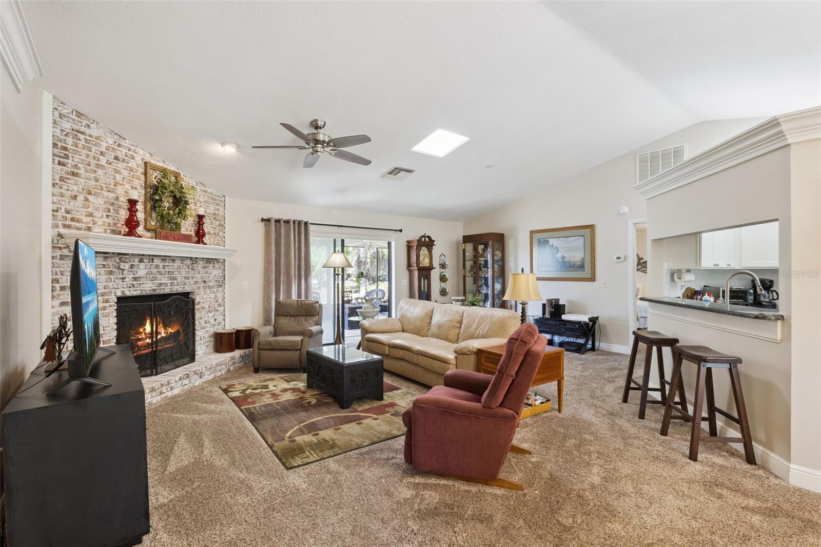 Image 6 of 49 For 504 County Road 468