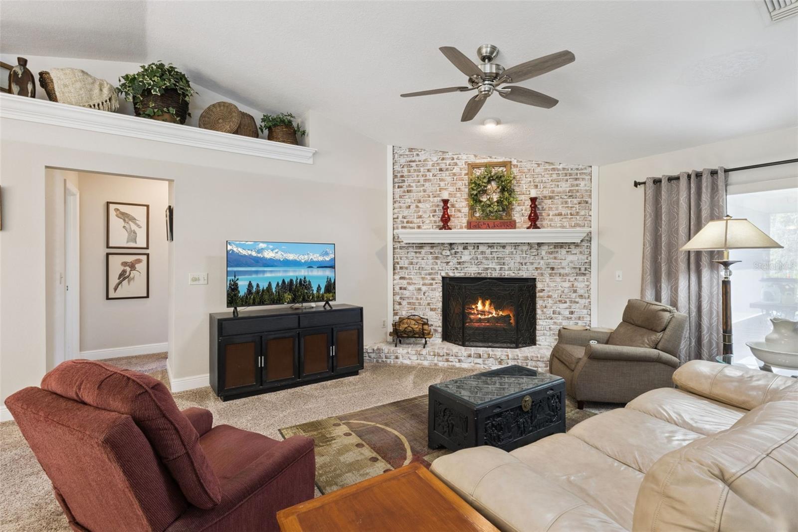 Image 7 of 49 For 504 County Road 468