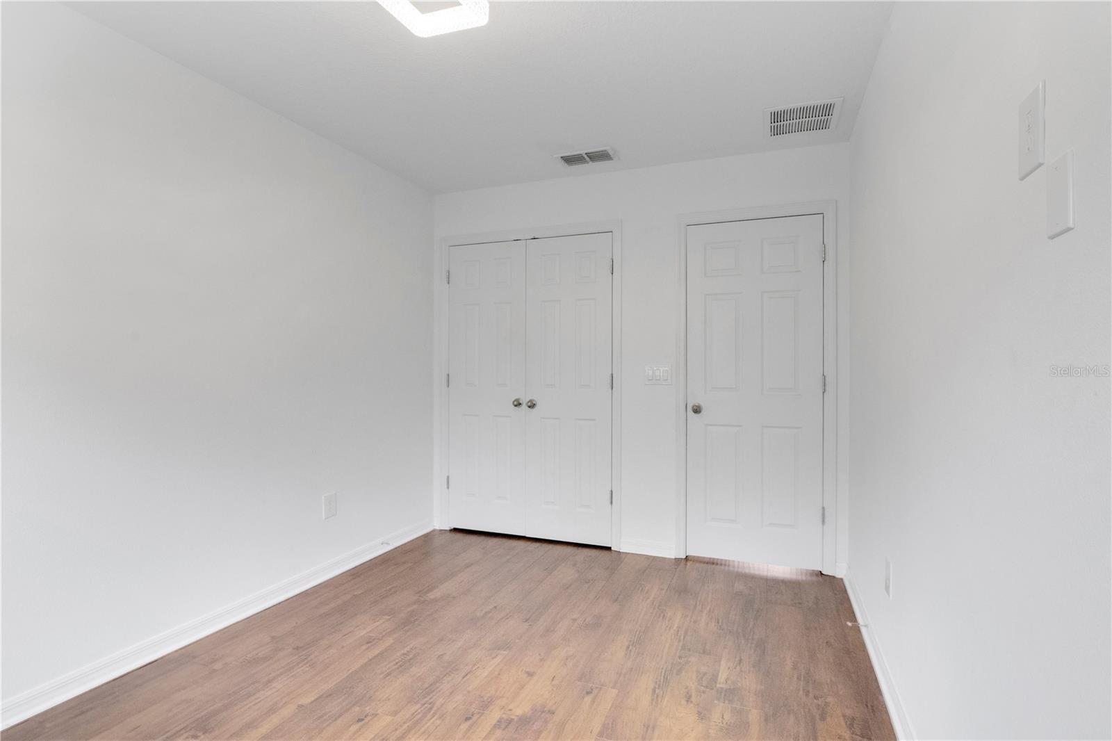 Image 21 of 38 For 4886 Matteo Trail