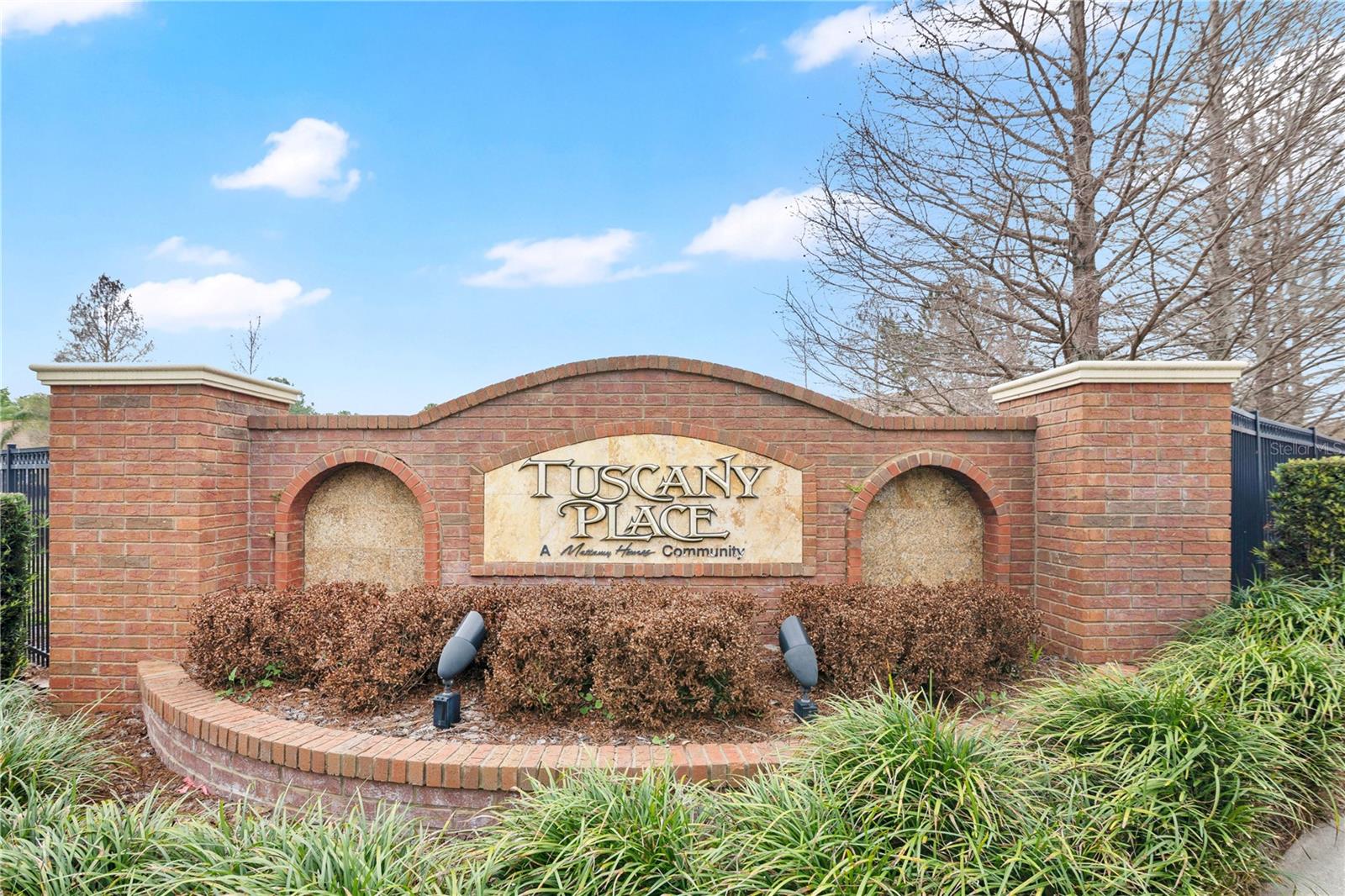 Image 27 of 38 For 4886 Matteo Trail