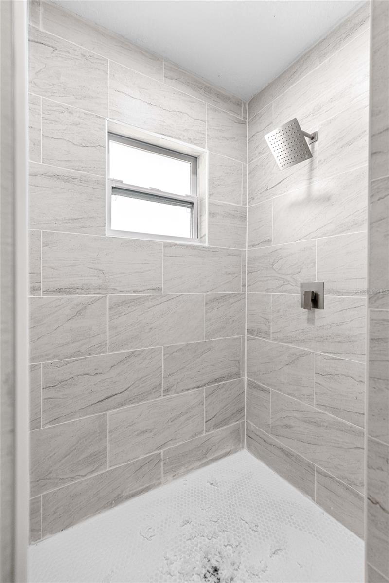 Image 24 of 47 For 22 Malauka Run Lane