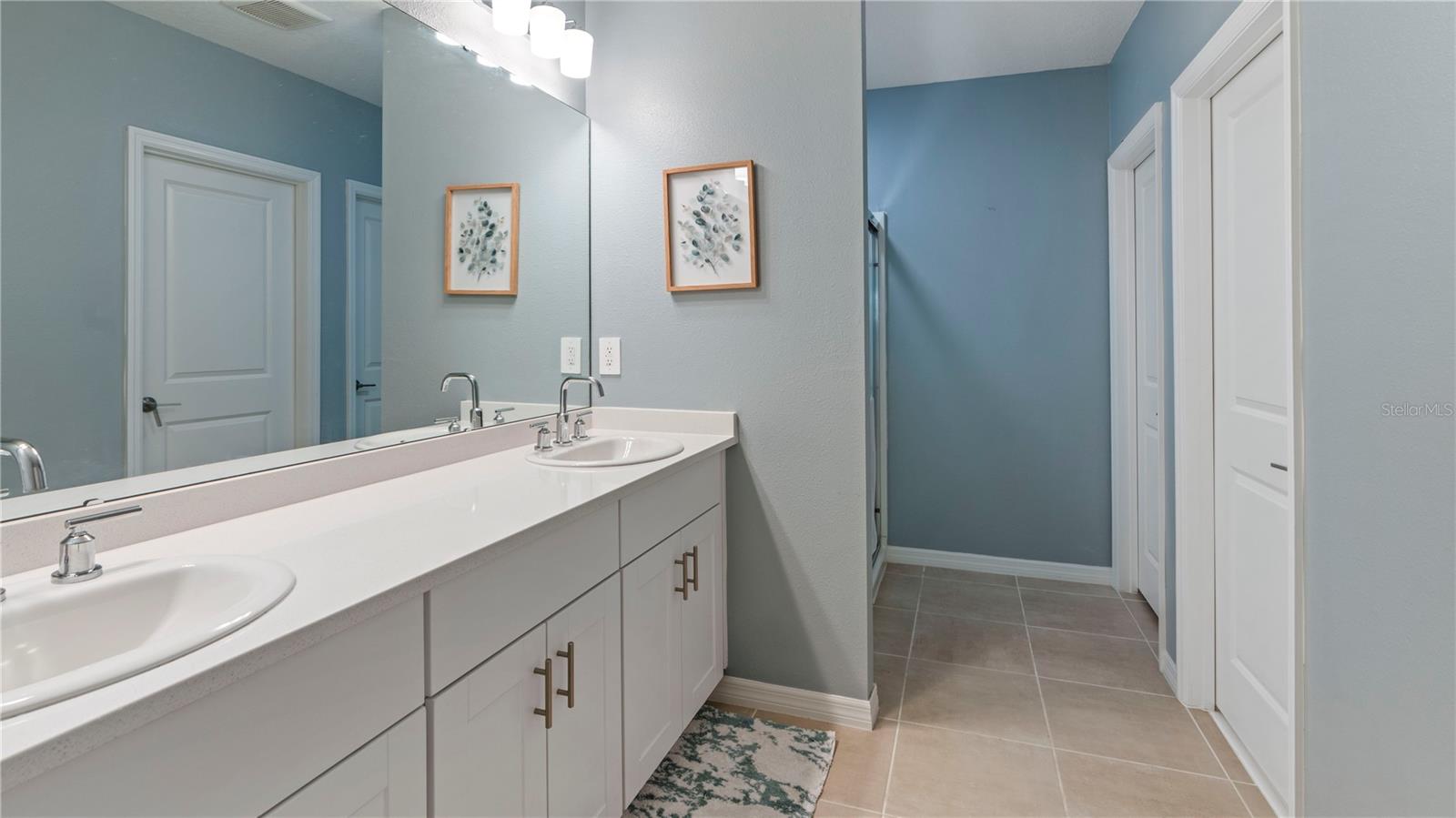 Image 16 of 22 For 1020 Calico Pointe Circle