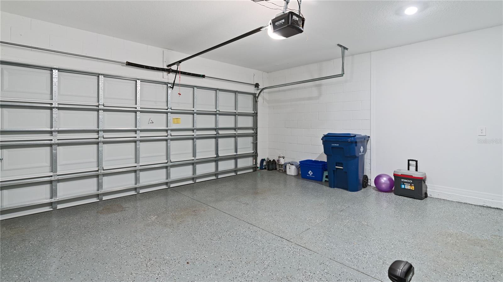 Image 21 of 22 For 1020 Calico Pointe Circle