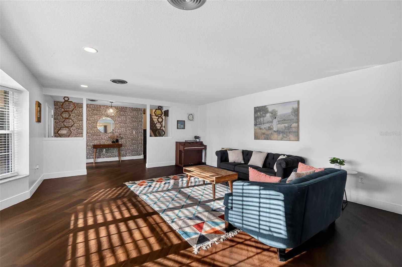 Image 13 of 42 For 1039 Lake Gracie Drive