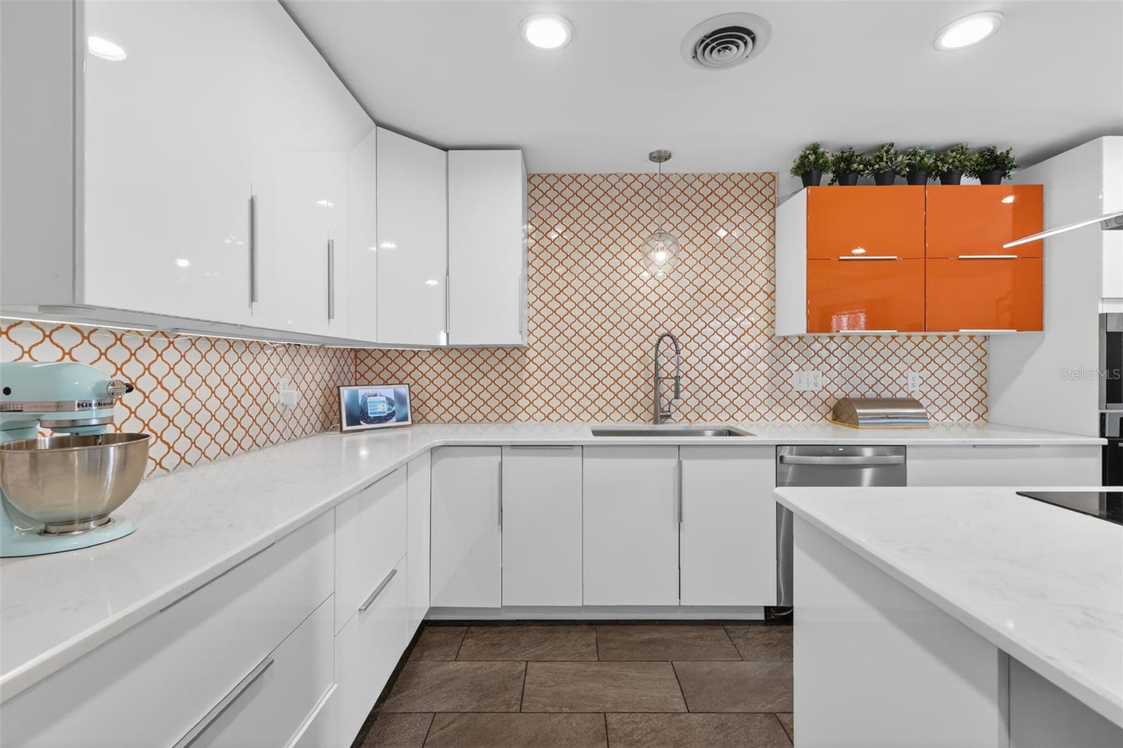 Image 22 of 42 For 1039 Lake Gracie Drive