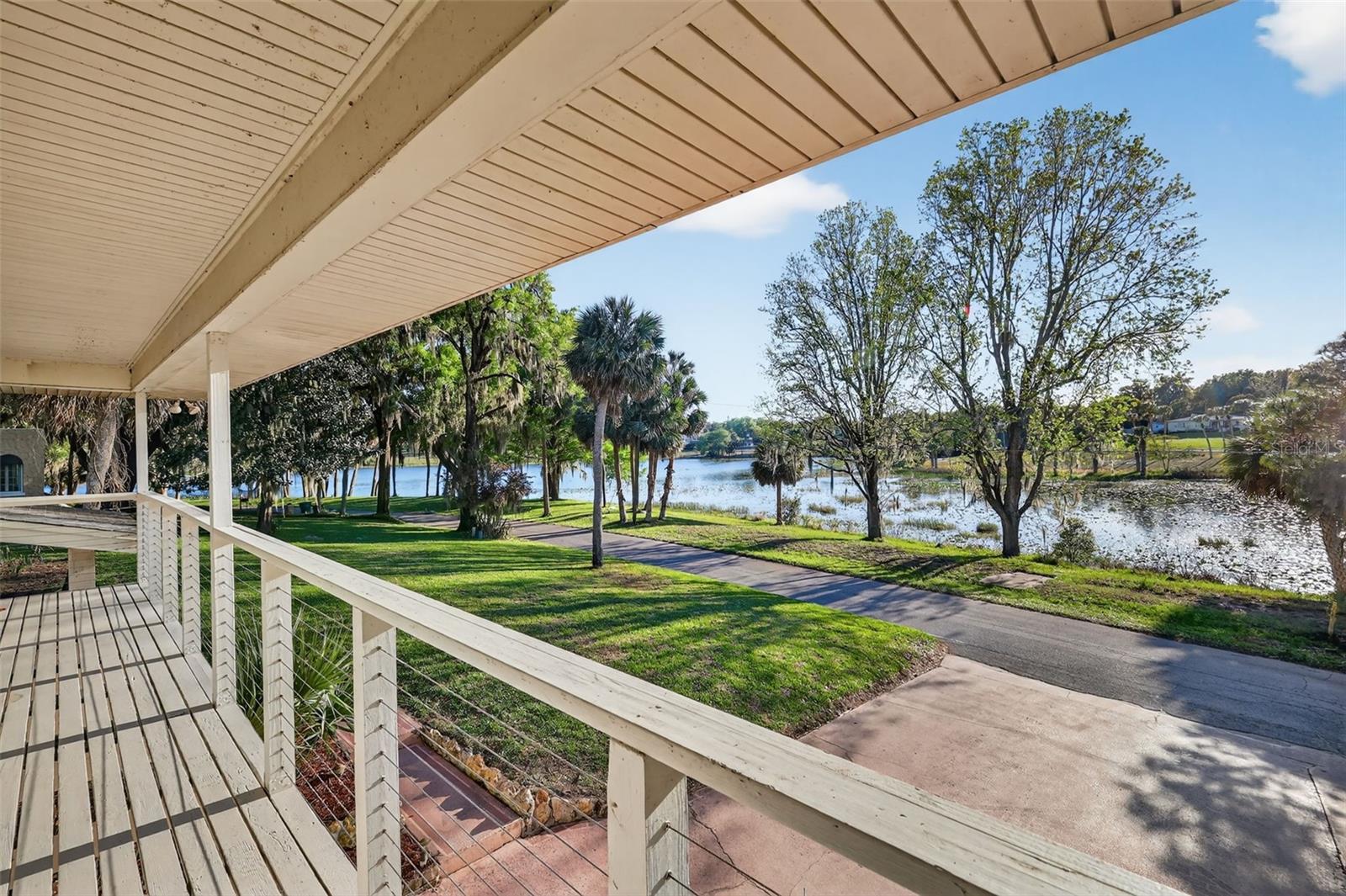 Image 33 of 42 For 1039 Lake Gracie Drive