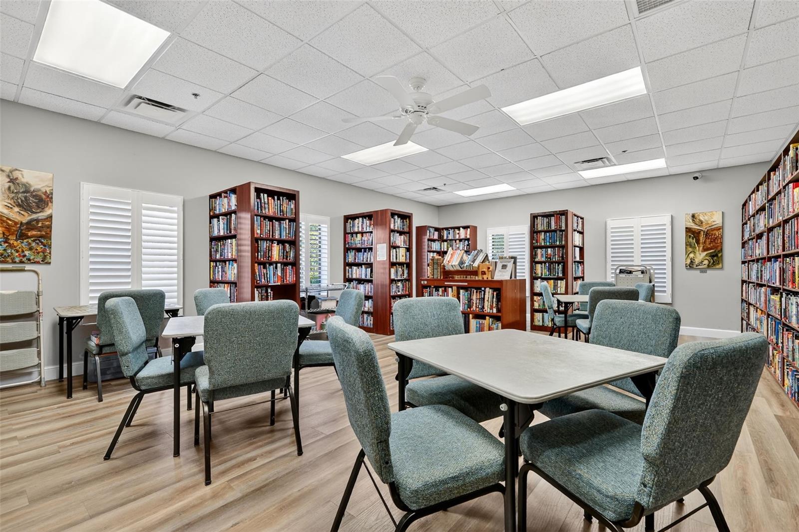 Image 36 of 47 For 21300 Royal St Georges Lane