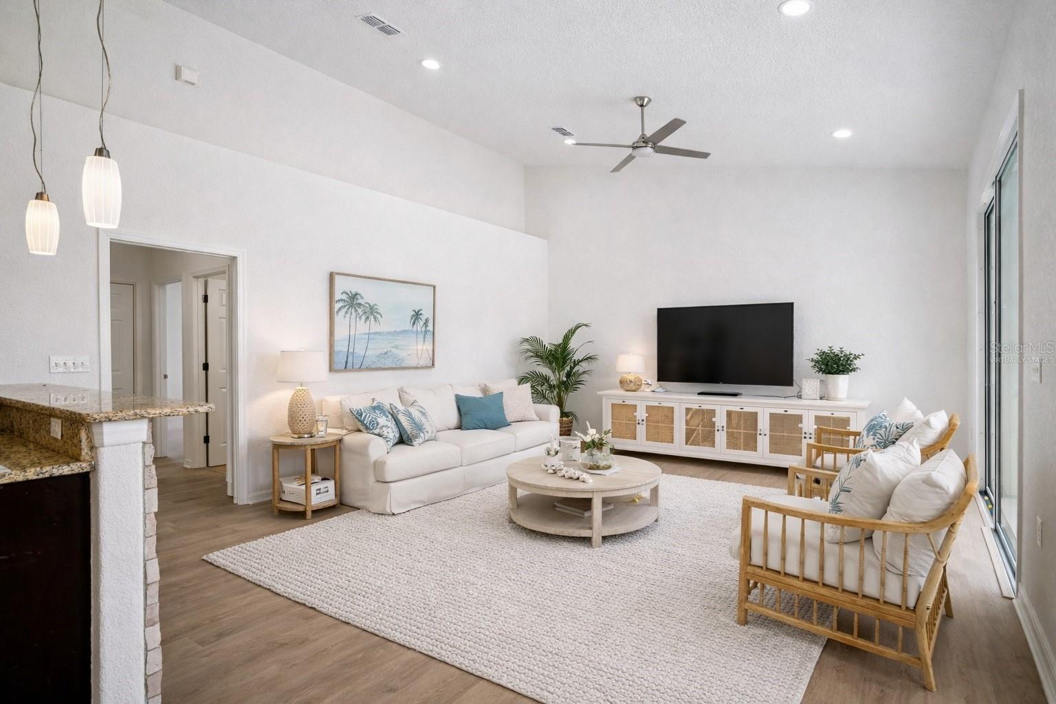 Image 18 of 54 For 12371 48th Circle