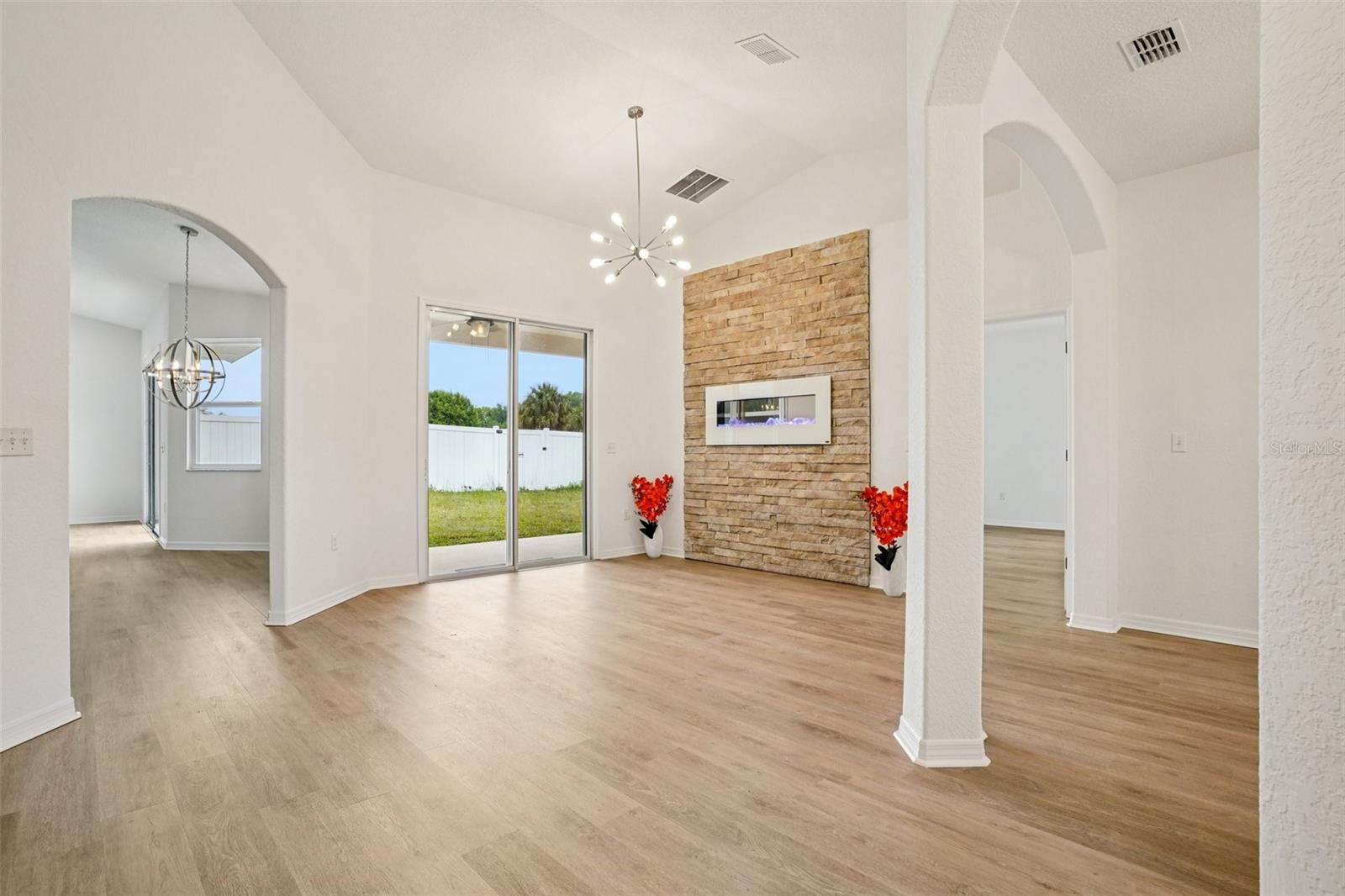 Image 5 of 54 For 12371 48th Circle