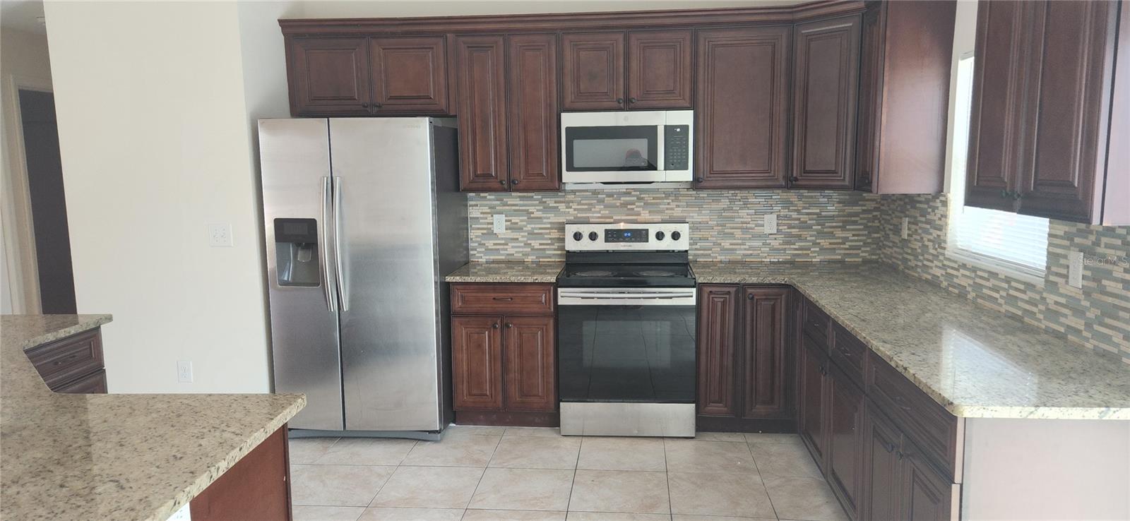 Image 12 of 50 For 3679 Trianon Drive