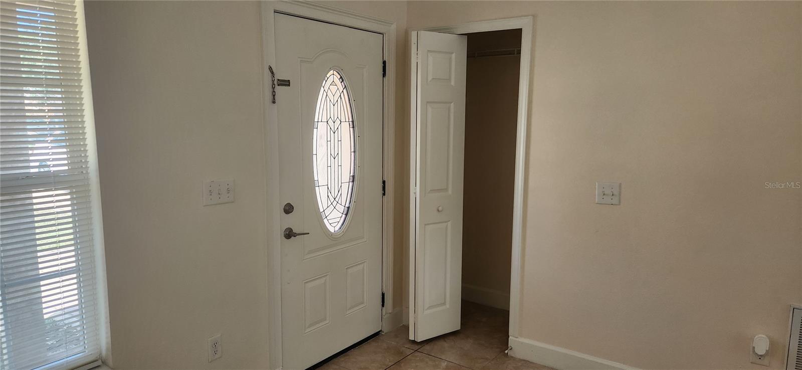 Image 7 of 50 For 3679 Trianon Drive