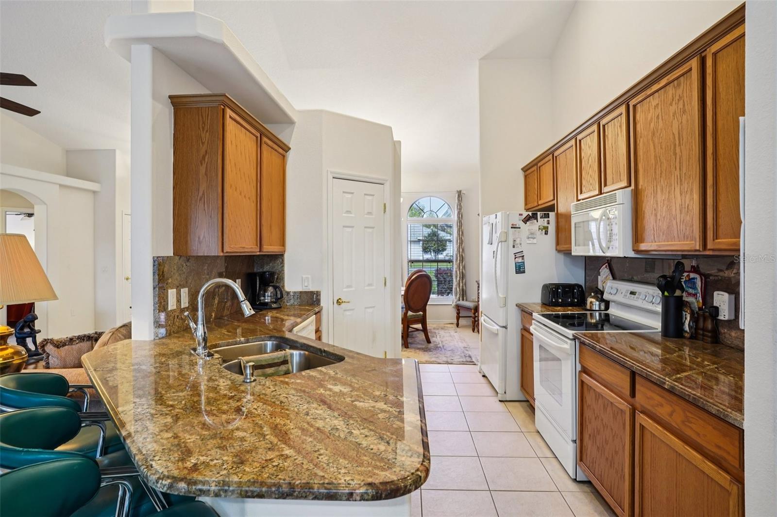 Image 15 of 45 For 13116 Glenview Lane