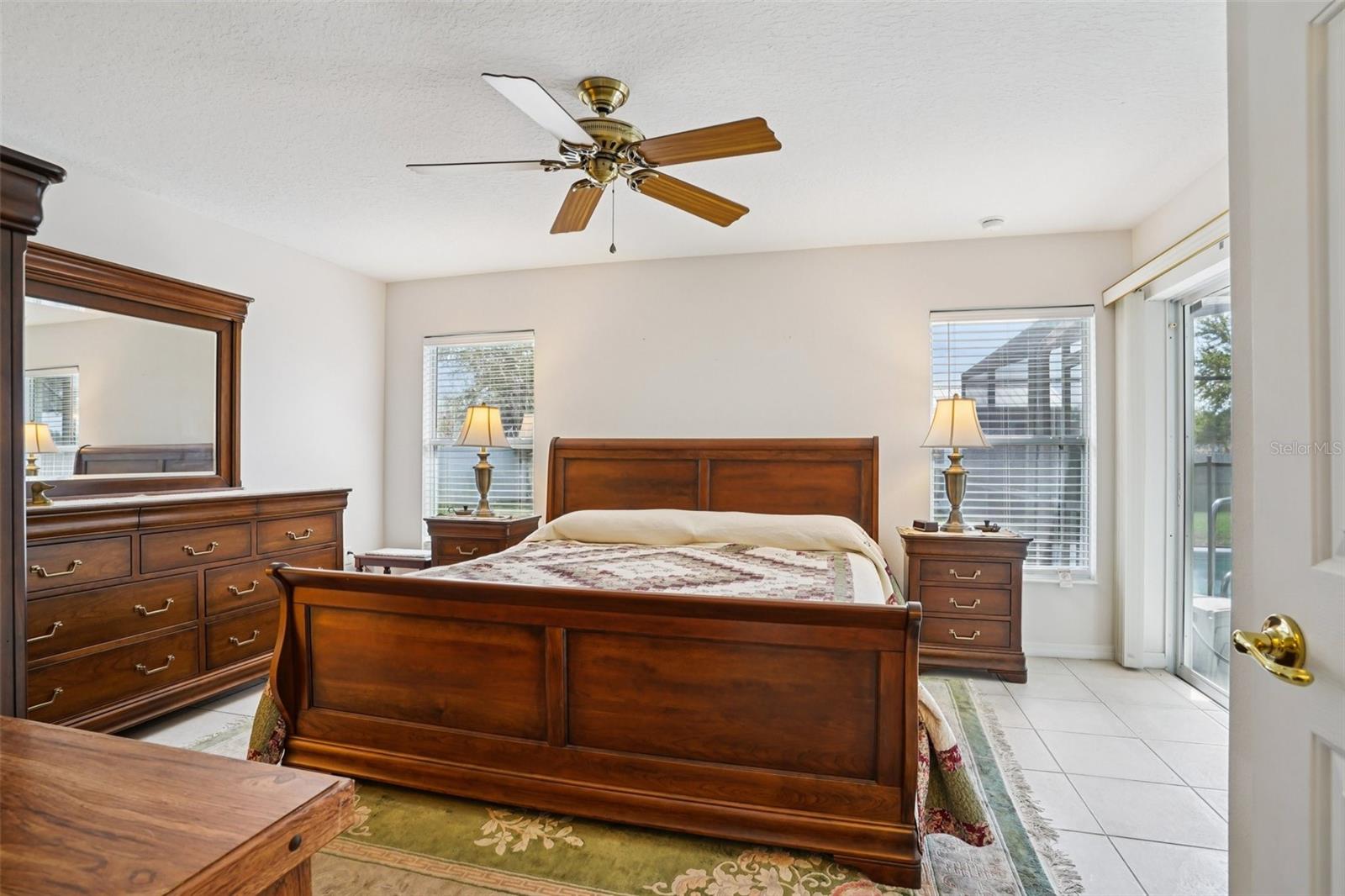 Image 19 of 45 For 13116 Glenview Lane