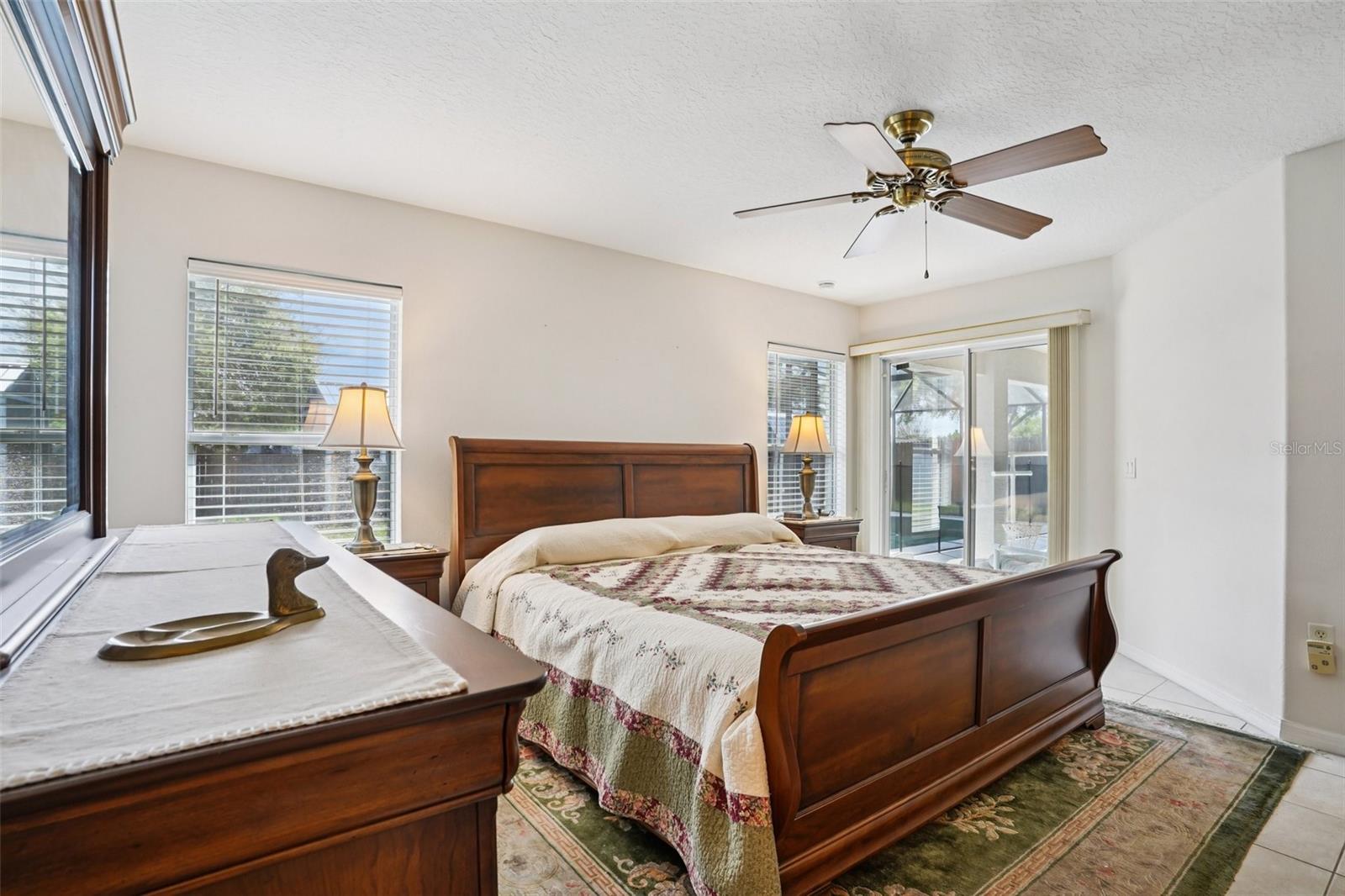 Image 21 of 45 For 13116 Glenview Lane