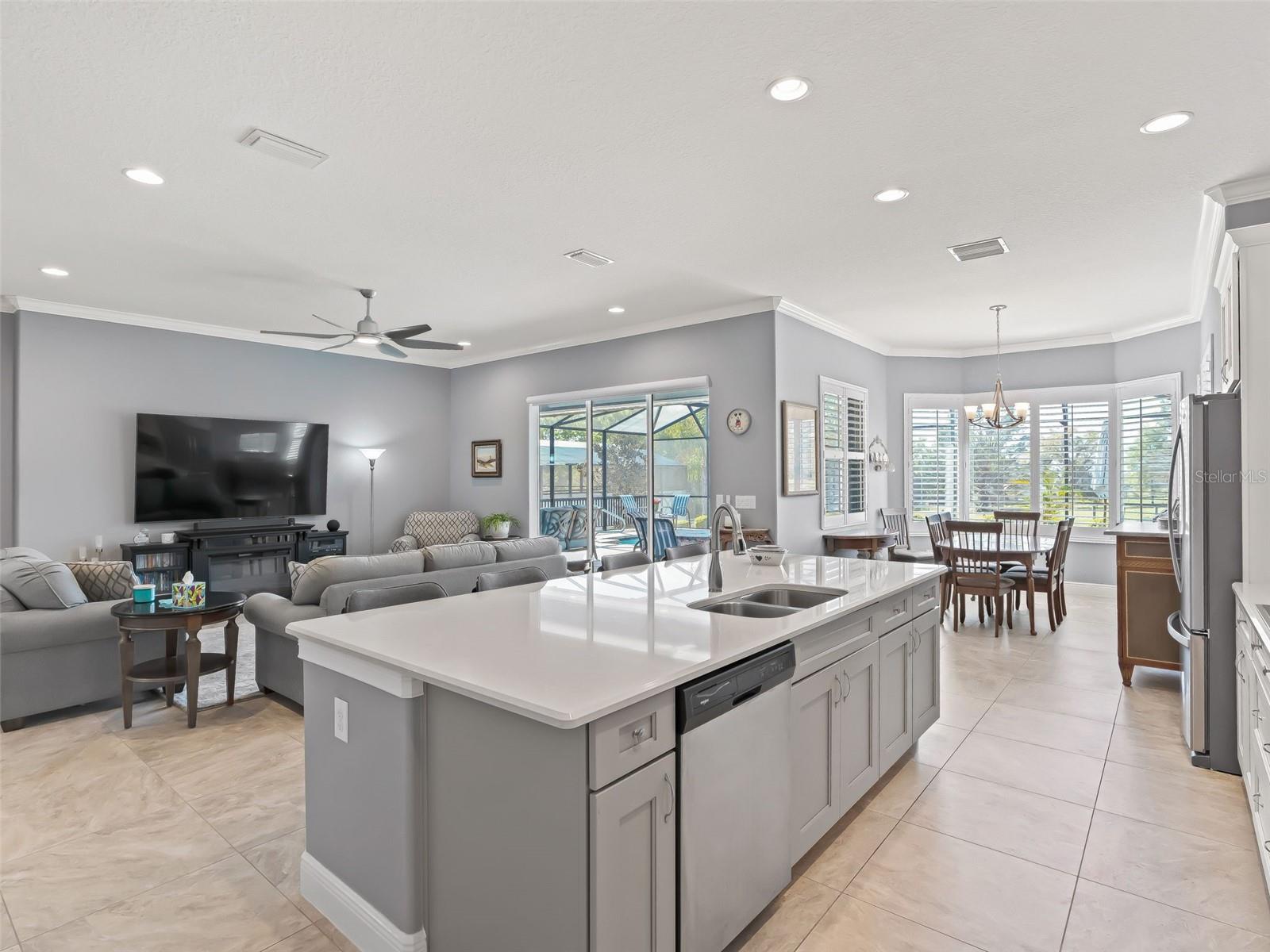 Image 18 of 53 For 5414 Sandy Hill Lane