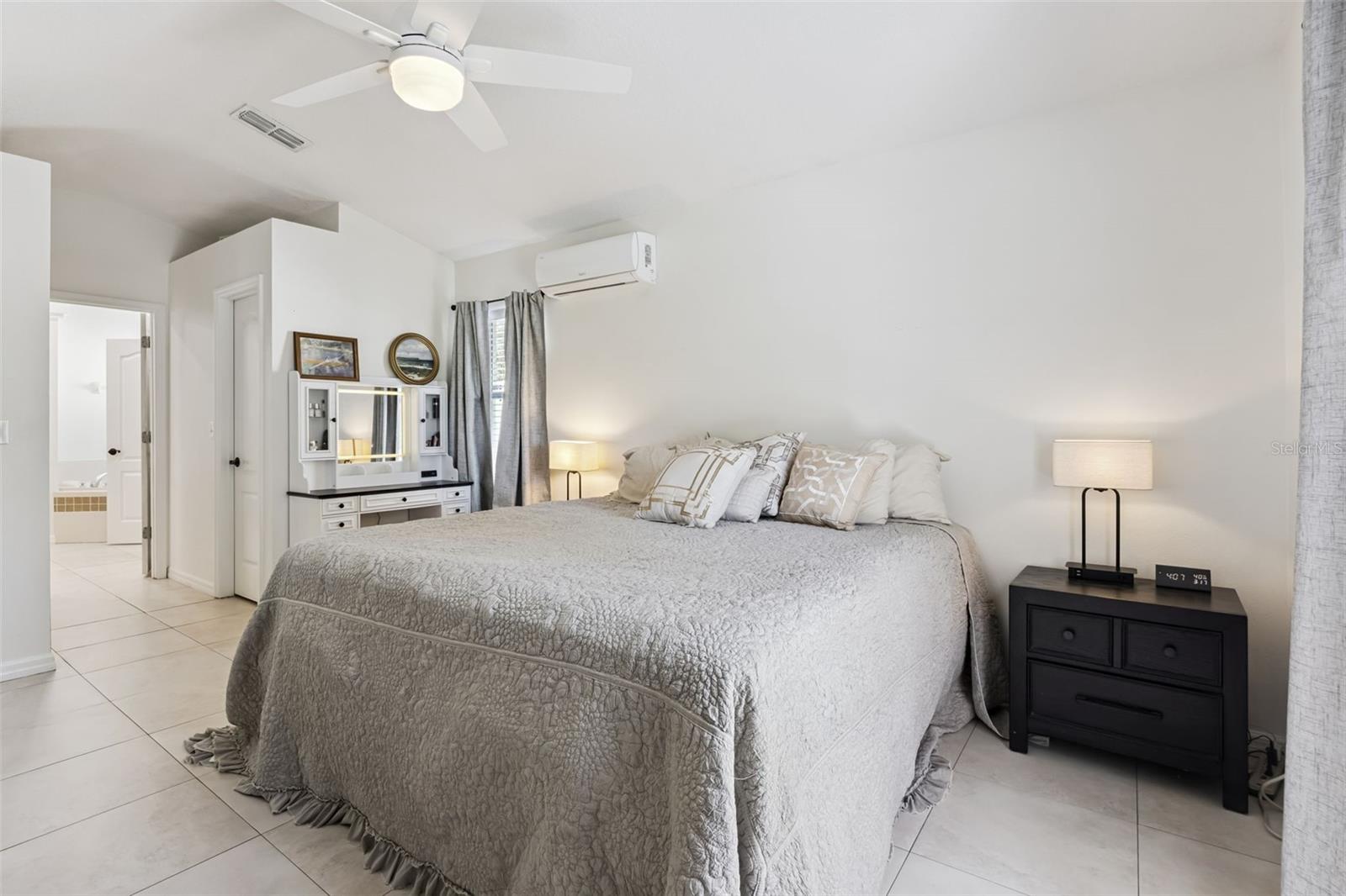 Image 21 of 49 For 511 Lake Sumner Drive