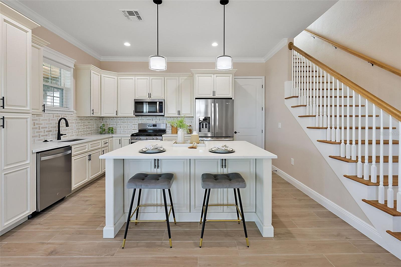 Image 8 of 34 For 12623 49th Drive