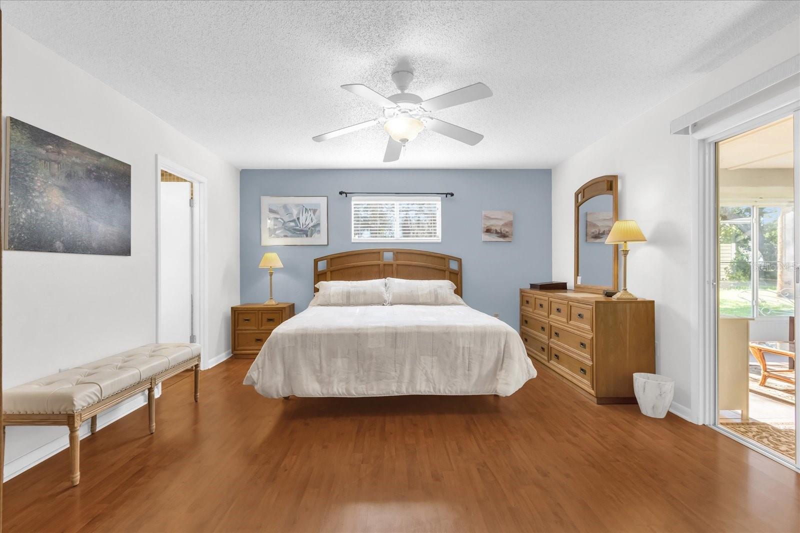 Image 22 of 45 For 506 Galloway Court