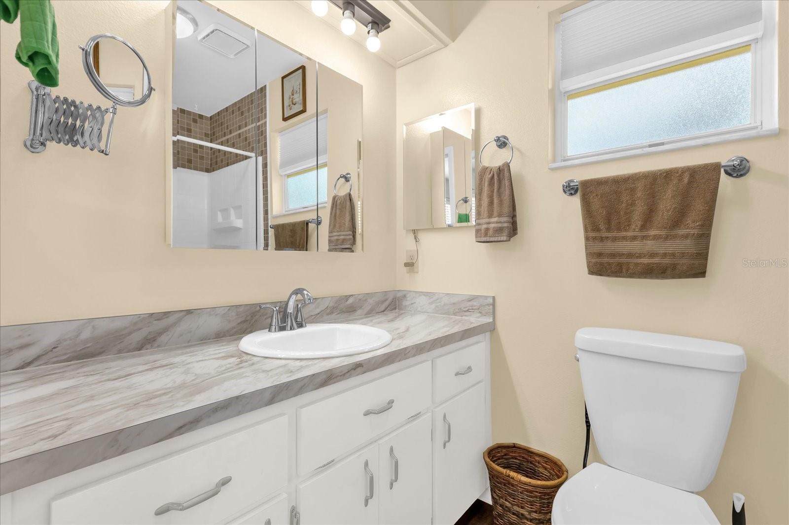 Image 24 of 45 For 506 Galloway Court