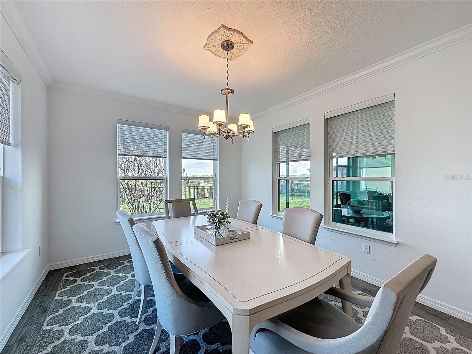 Image 16 of 72 For 178 Silver Maple Road