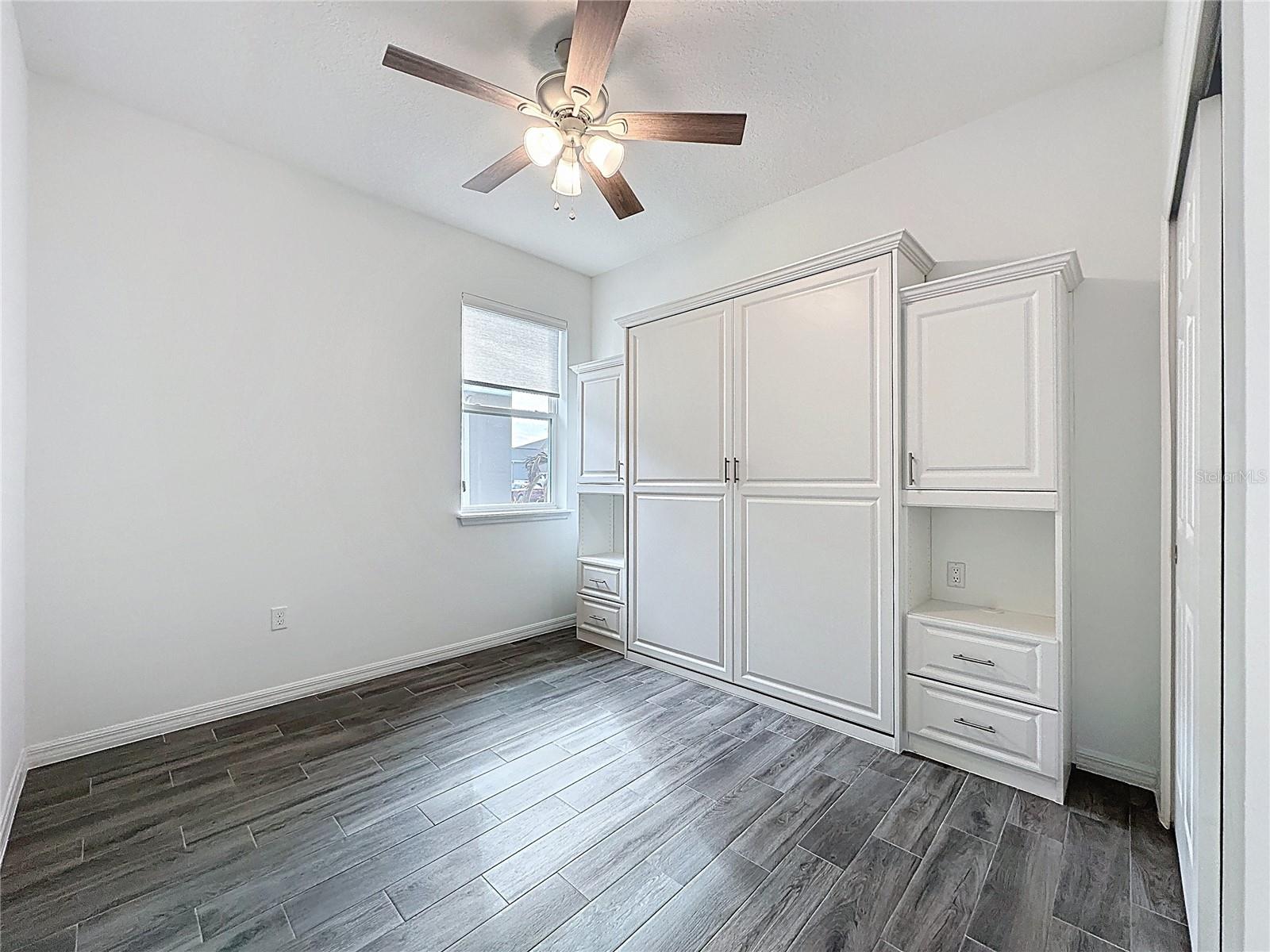 Image 27 of 72 For 178 Silver Maple Road