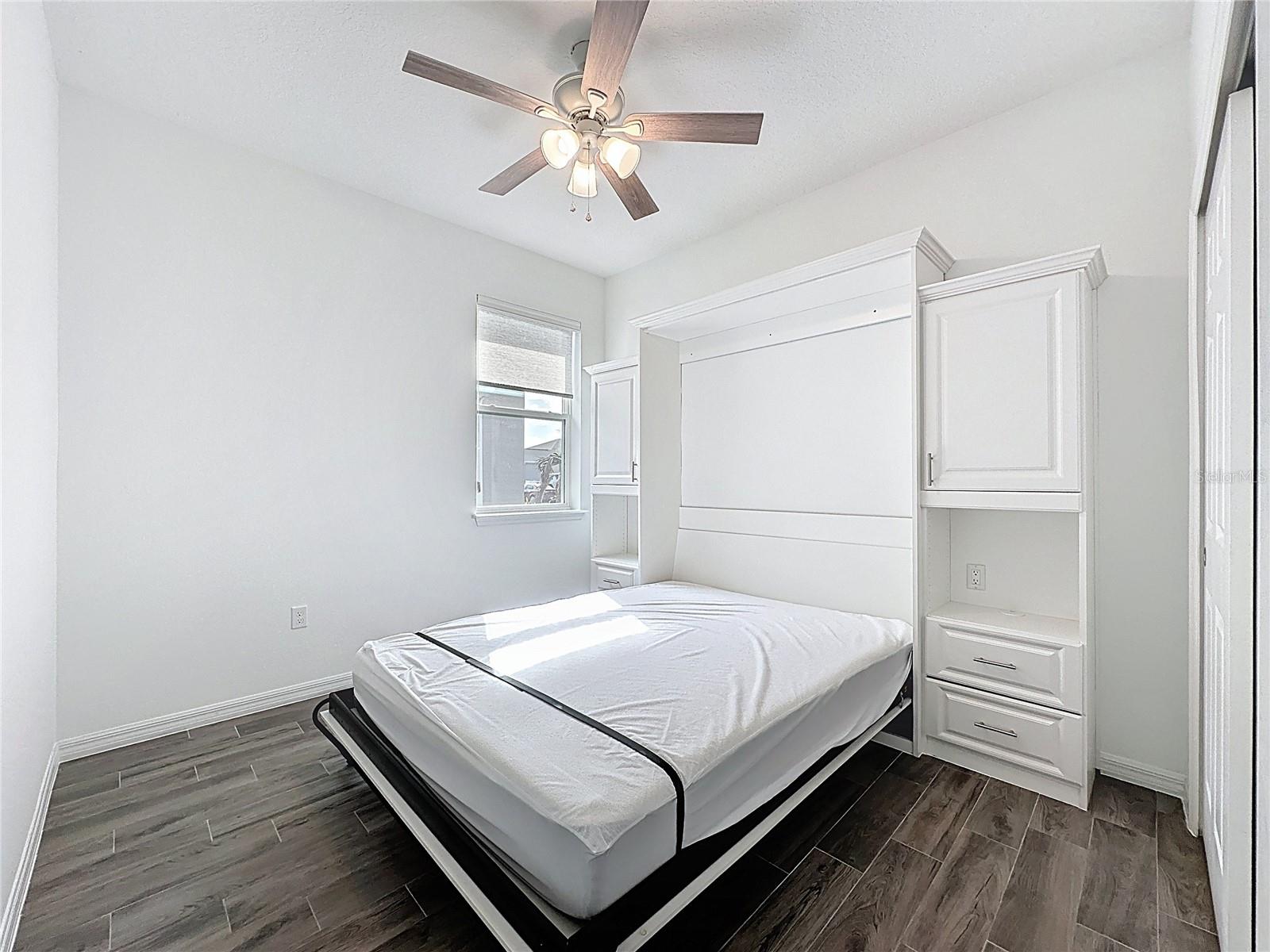 Image 29 of 72 For 178 Silver Maple Road