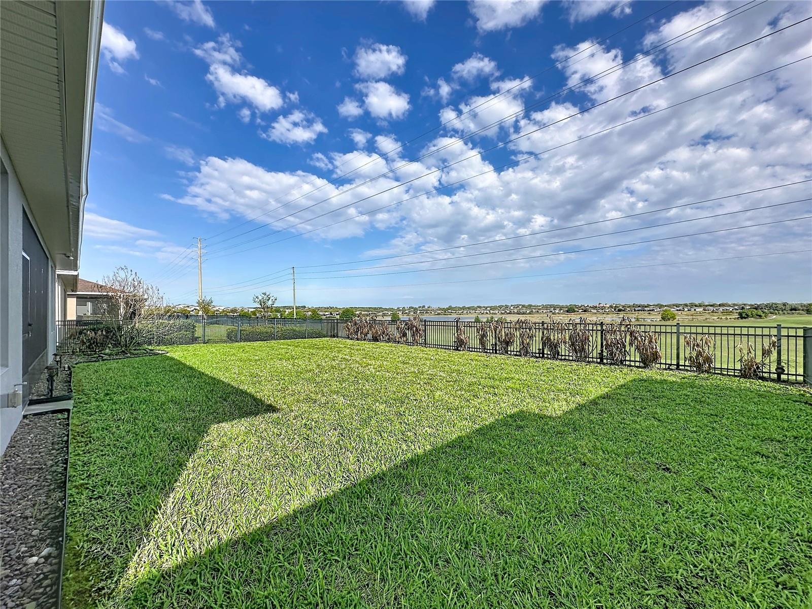 Image 43 of 72 For 178 Silver Maple Road